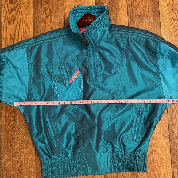 Vintage Women's Teal and Pink Windbreaker Jacket - Picture 8 of 11